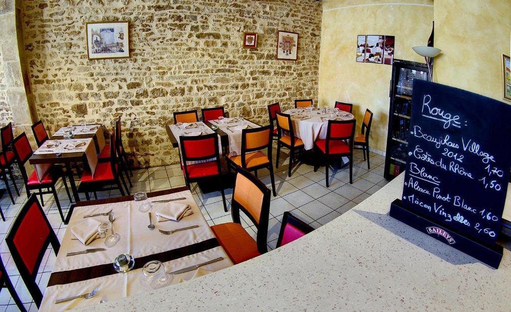 Relais Du Lac Villegusien-le-Lac المظهر الخارجي الصورة